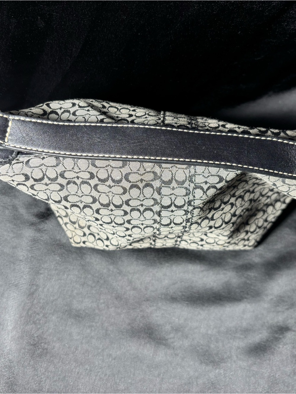 SOLD Coach Classic C Jacquard Shoulder Bag - Picture 5 of 7